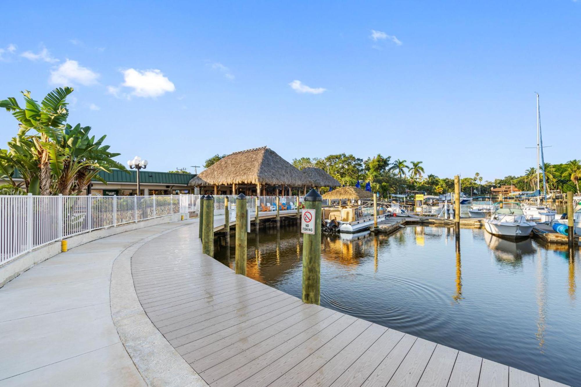 South BradentonBay Breeze公寓式酒店 外观 照片