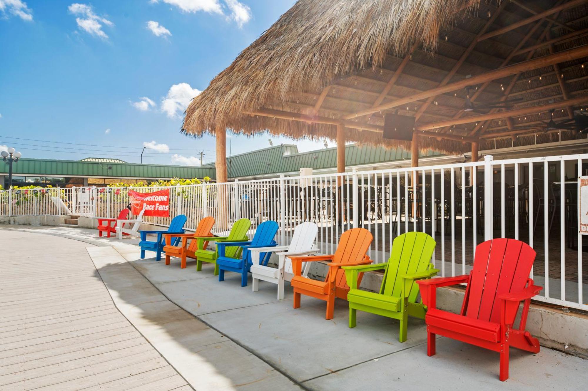 South BradentonBay Breeze公寓式酒店 外观 照片